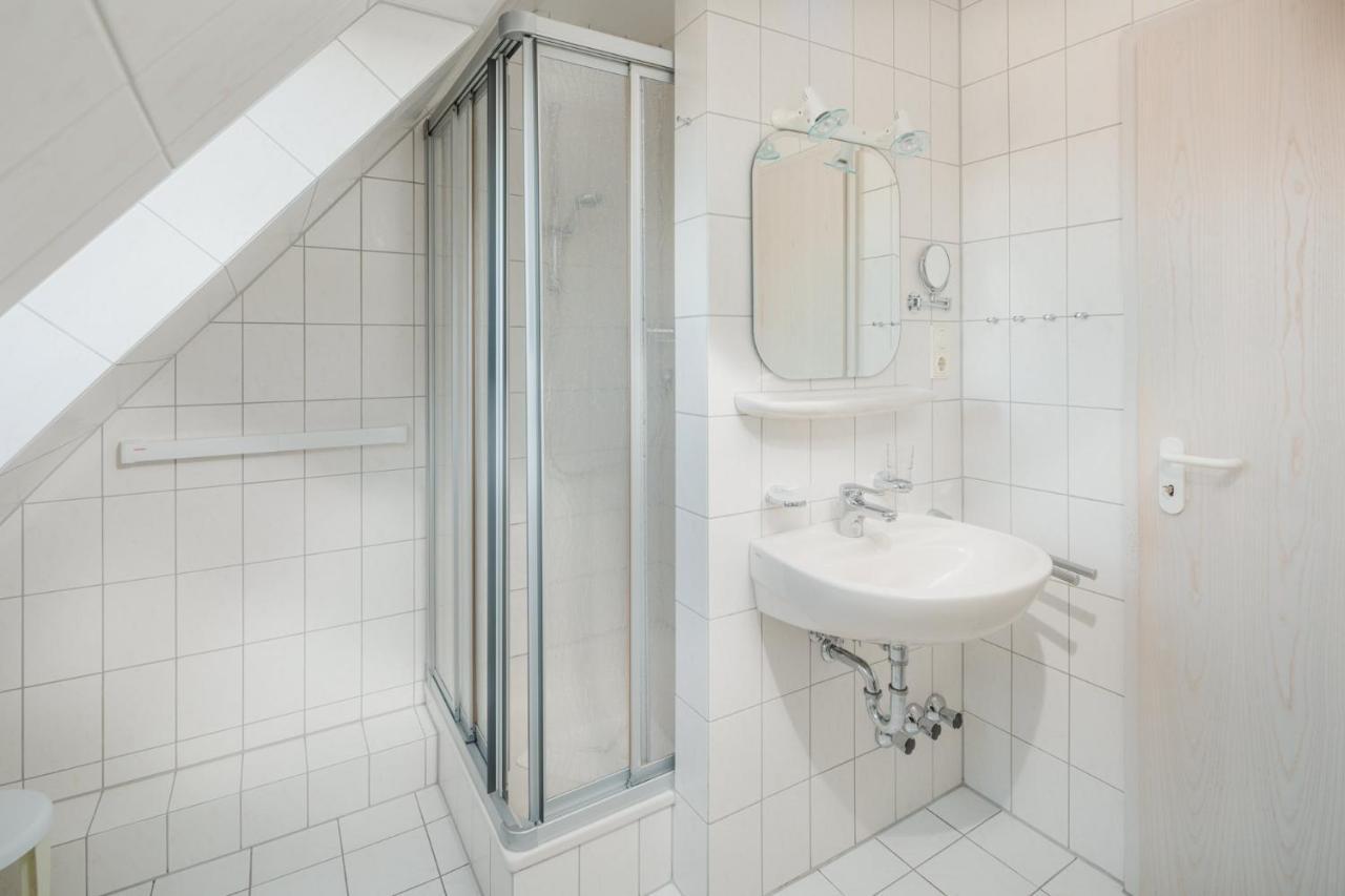 Haus Dwarslooper - Wohnung Luentje Norderney Exterior foto