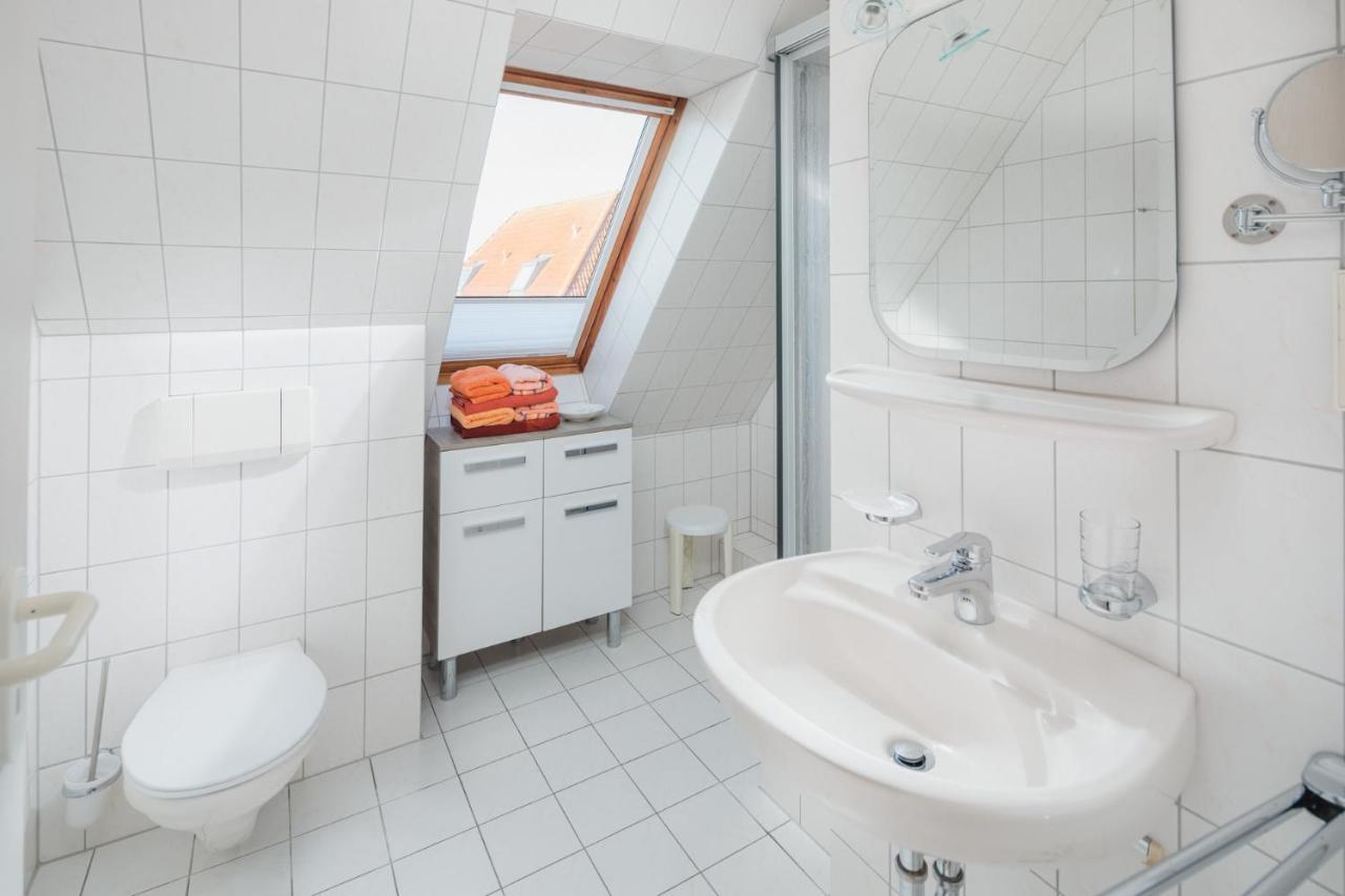 Haus Dwarslooper - Wohnung Luentje Norderney Exterior foto